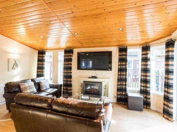 Windermere Retreat - White Cross Bay Holiday Park Exteriör bild